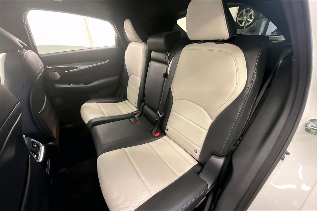 Used 2023 INFINITI QX55 Essential image 22