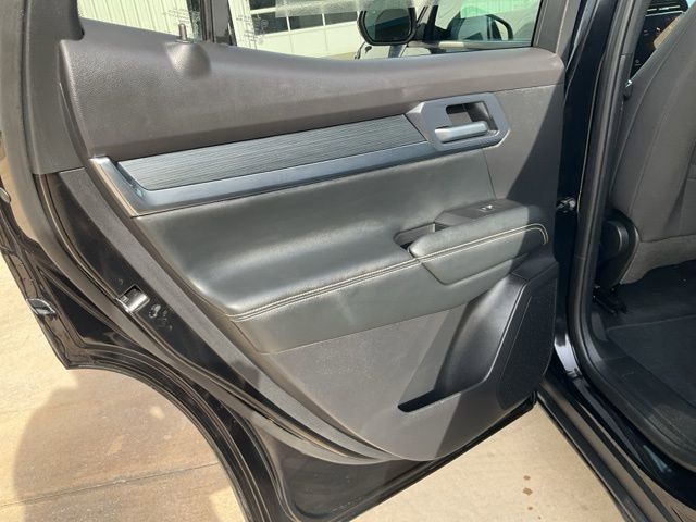 Used 2025 GMC Terrain Elevation image 21