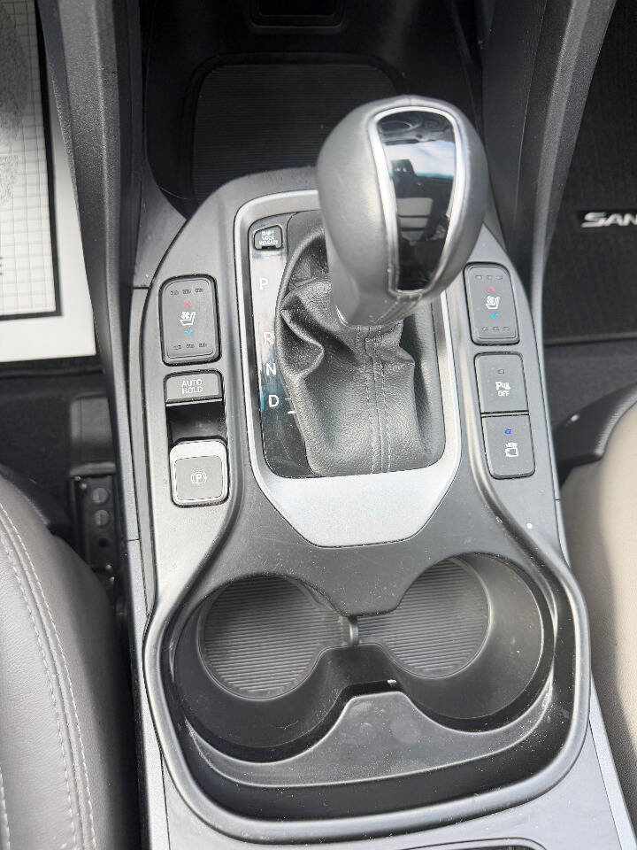 Used 2017 Hyundai Santa Fe SE Ultimate 4dr SUV w/ SE Ultimate Tech Package 03 image 16