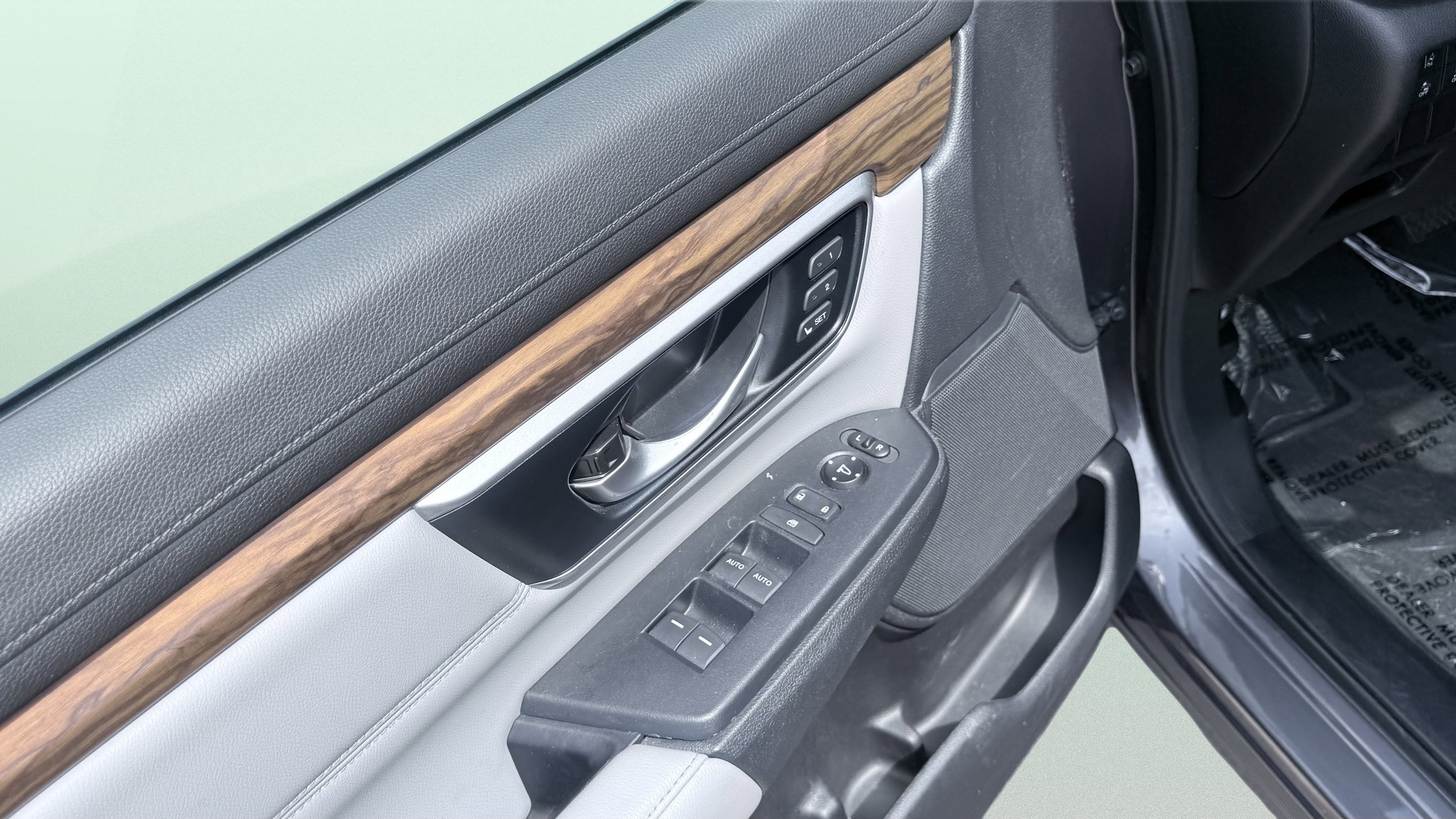 Used 2019 Honda CR-V EX-L image 18