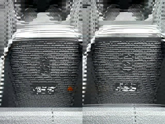 New 2026 GMC Terrain Elevation w/ Elevation Premium Package image 17