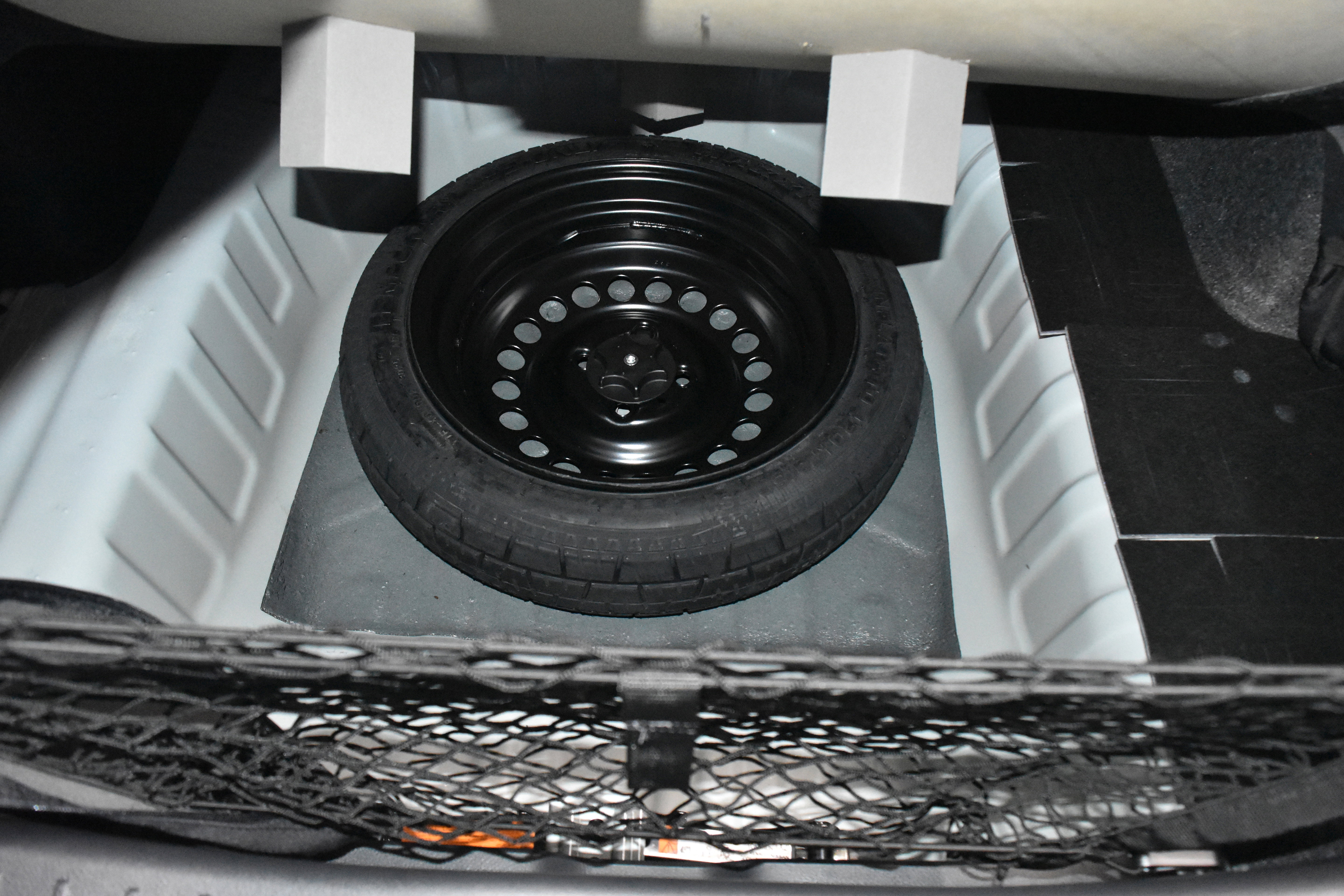 New 2025 Nissan Versa SV w/ Trunk Package image 24