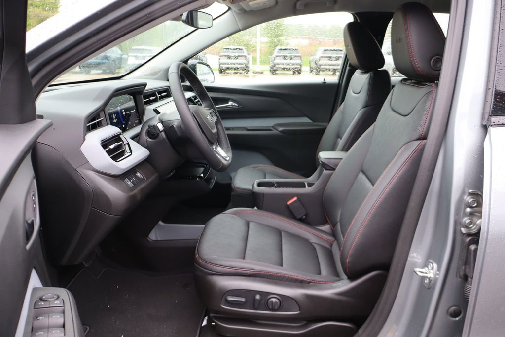 New 2027 Chevrolet Bolt RS FWD image 10