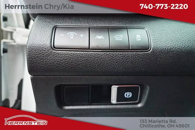 Used 2023 Hyundai Santa Fe SEL image 18