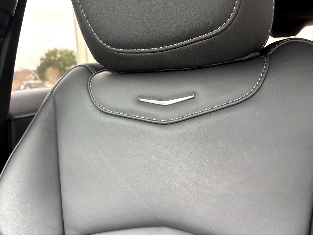 Certified 2025 Cadillac XT4 Premium Luxury image 6