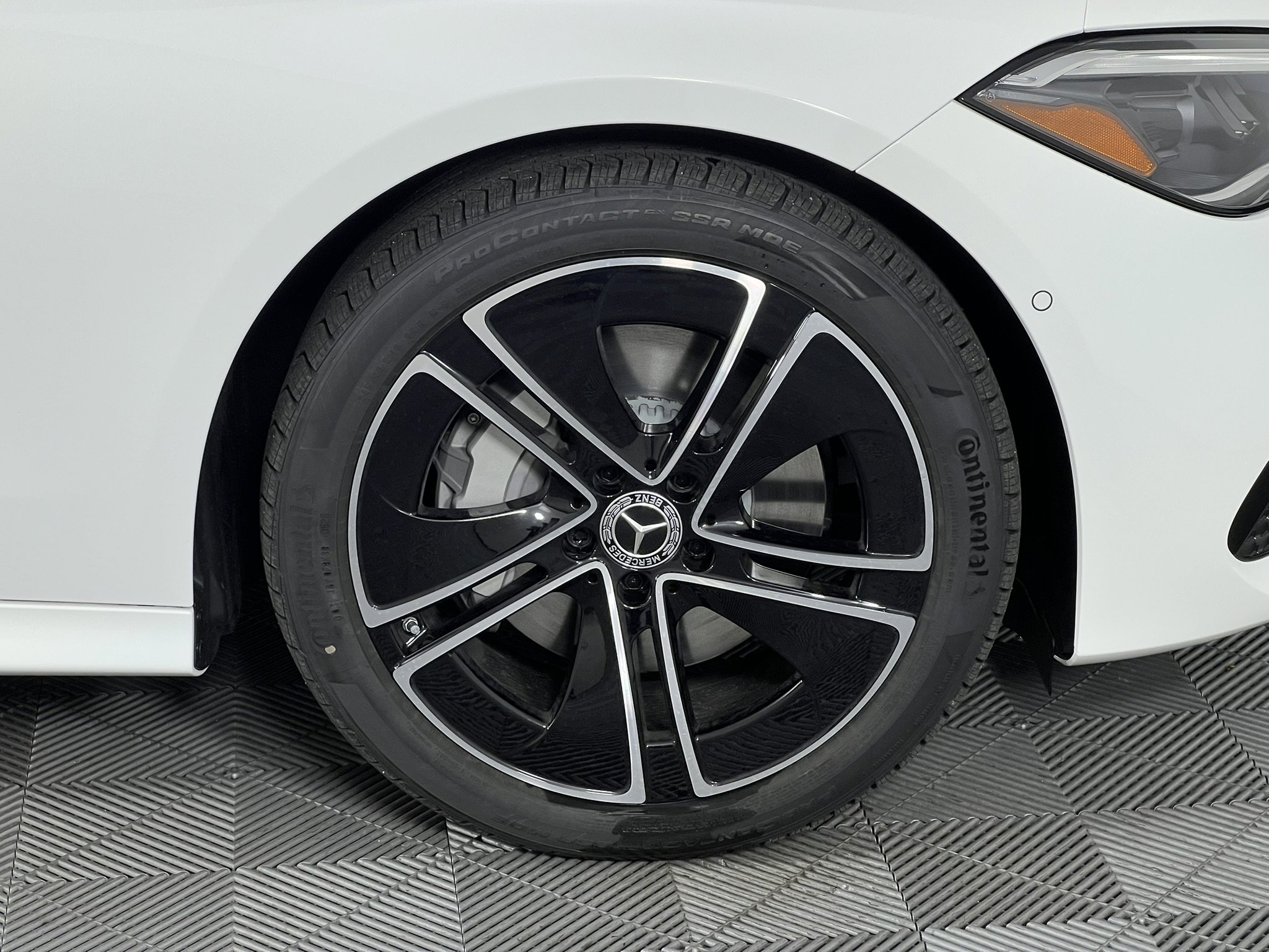 New 2026 Mercedes-Benz CLE 300 4MATIC Coupe image 15