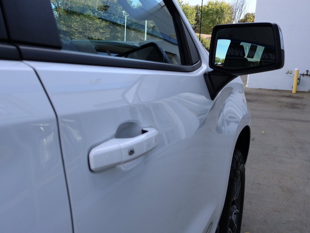 Used 2022 Chevrolet Silverado 1500 LT image 36