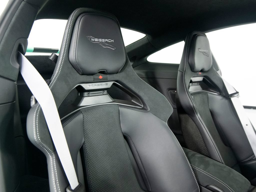 Certified 2026 Porsche 911 GT3 RWD image 42