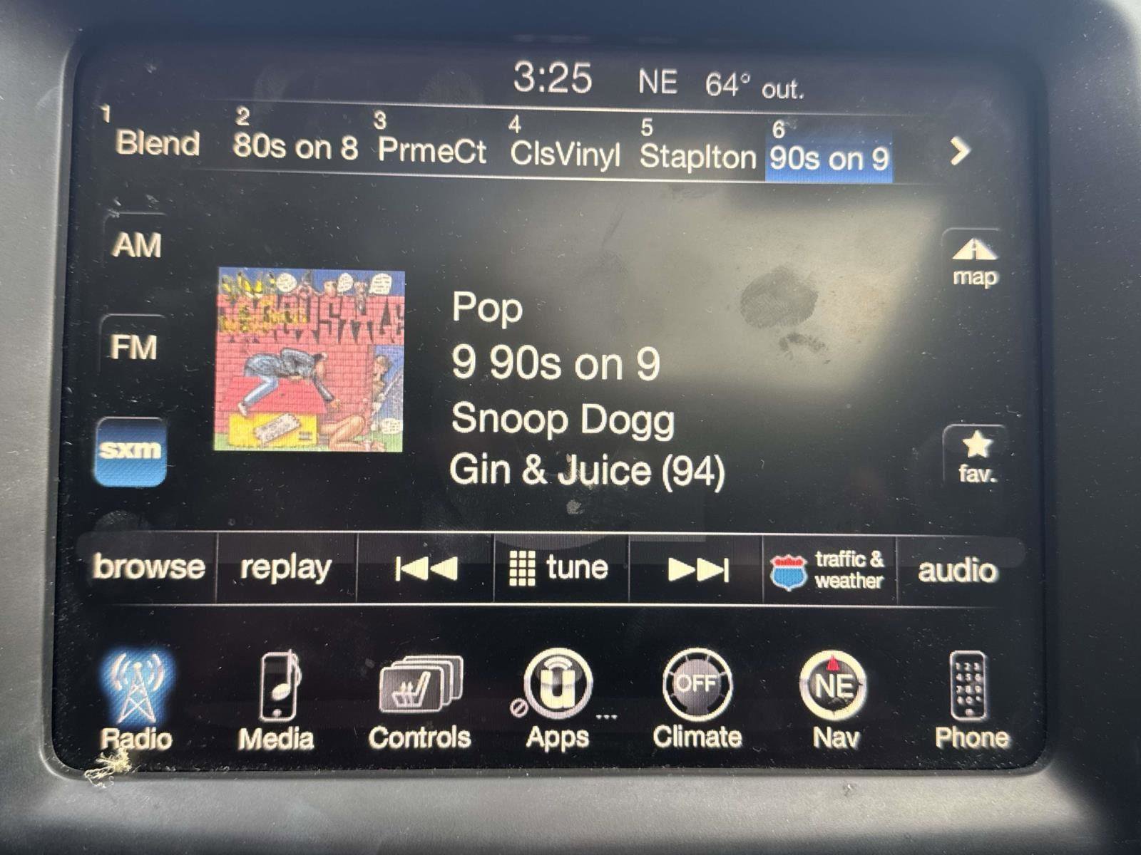 Used 2017 Jeep Cherokee Trailhawk image 27