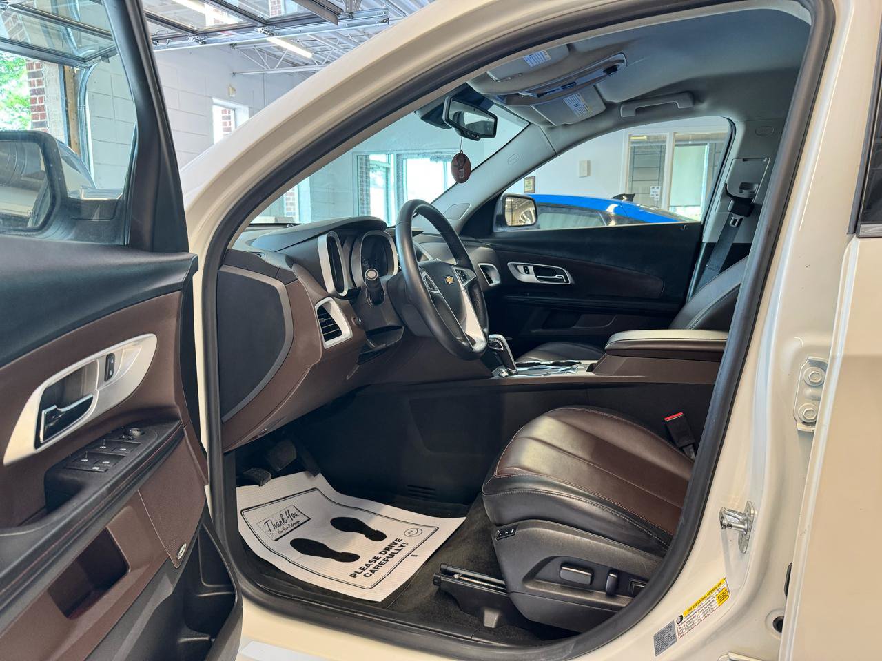 Used 2015 Chevrolet Equinox LTZ FWD image 9