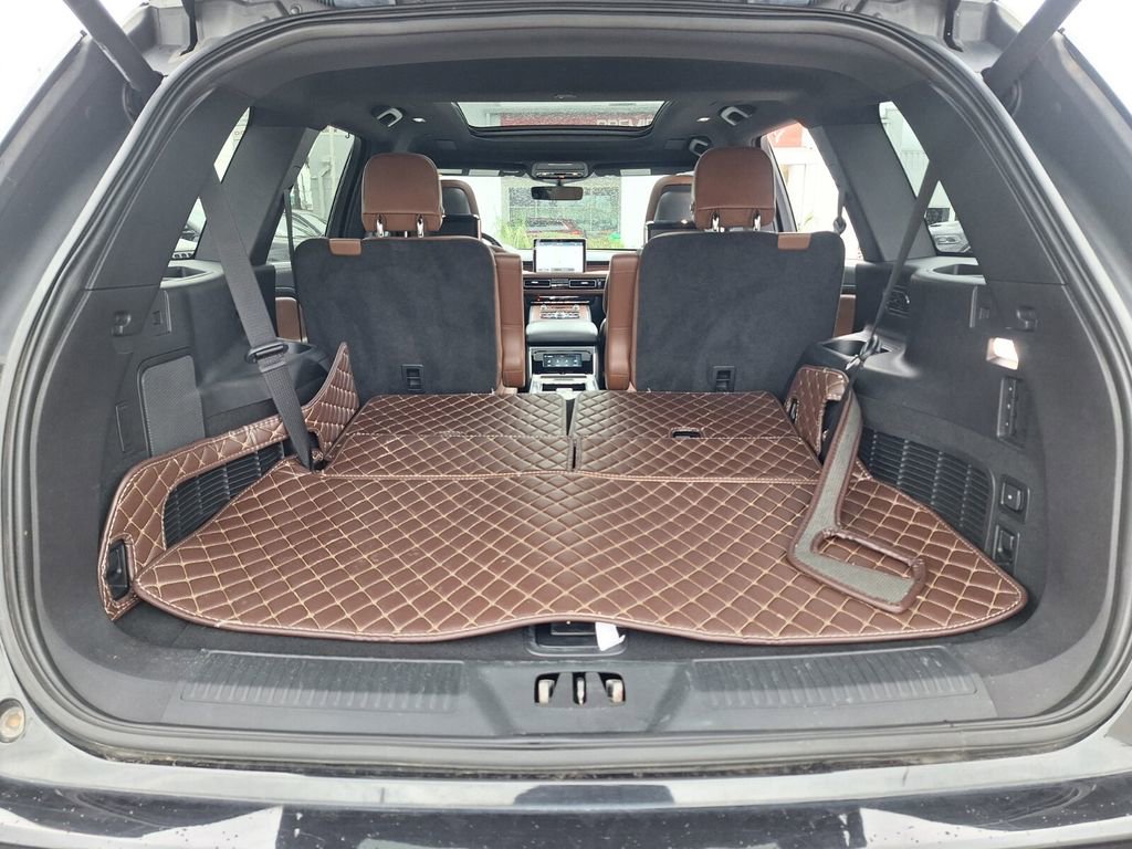 Used 2020 Lincoln Aviator Reserve w/ Equipment Group 202A AWD/4WD image 28