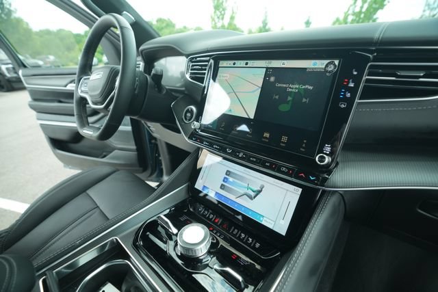 New 2026 Jeep Grand Wagoneer L Summit AWD/4WD image 41