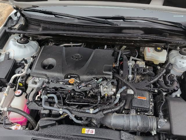Used 2022 Toyota Camry XLE image 21