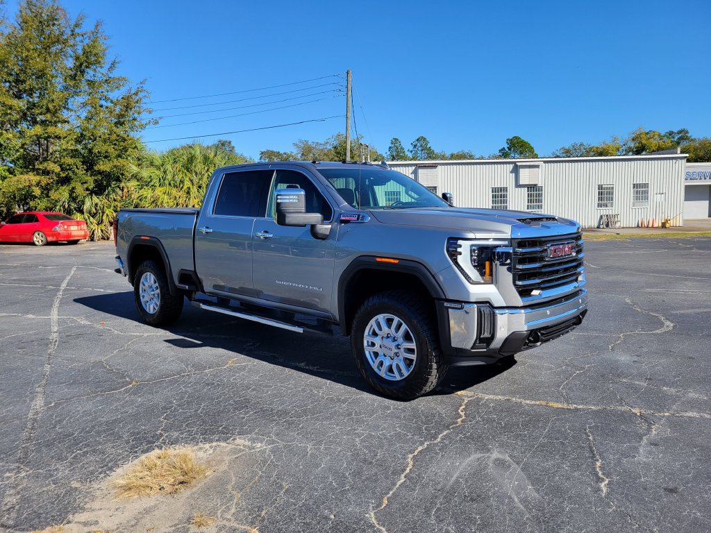 Used 2024 GMC Sierra 2500 SLT w/ SLT Premium Package AWD/4WD image 7