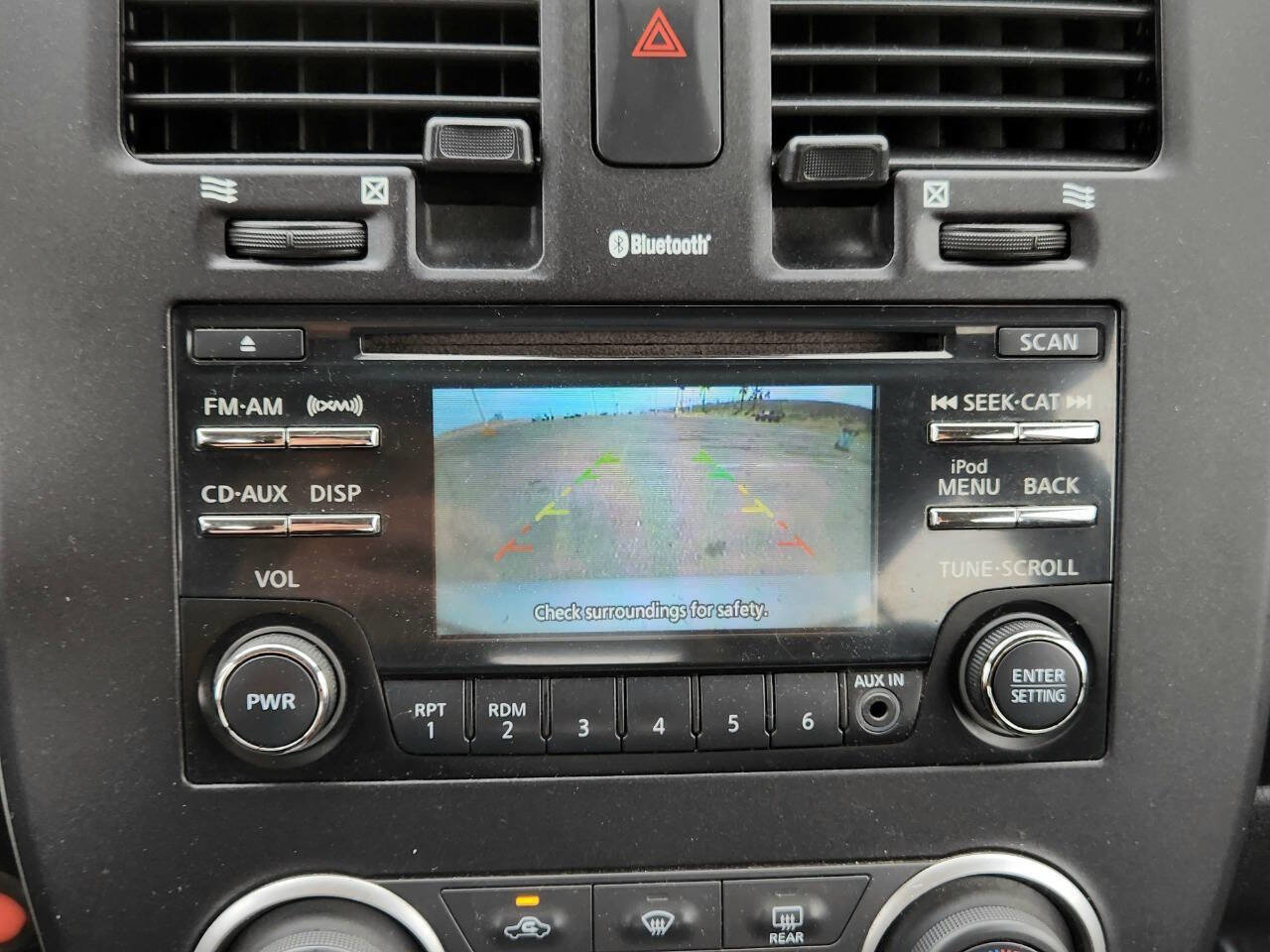 Used 2017 Nissan Leaf S image 13