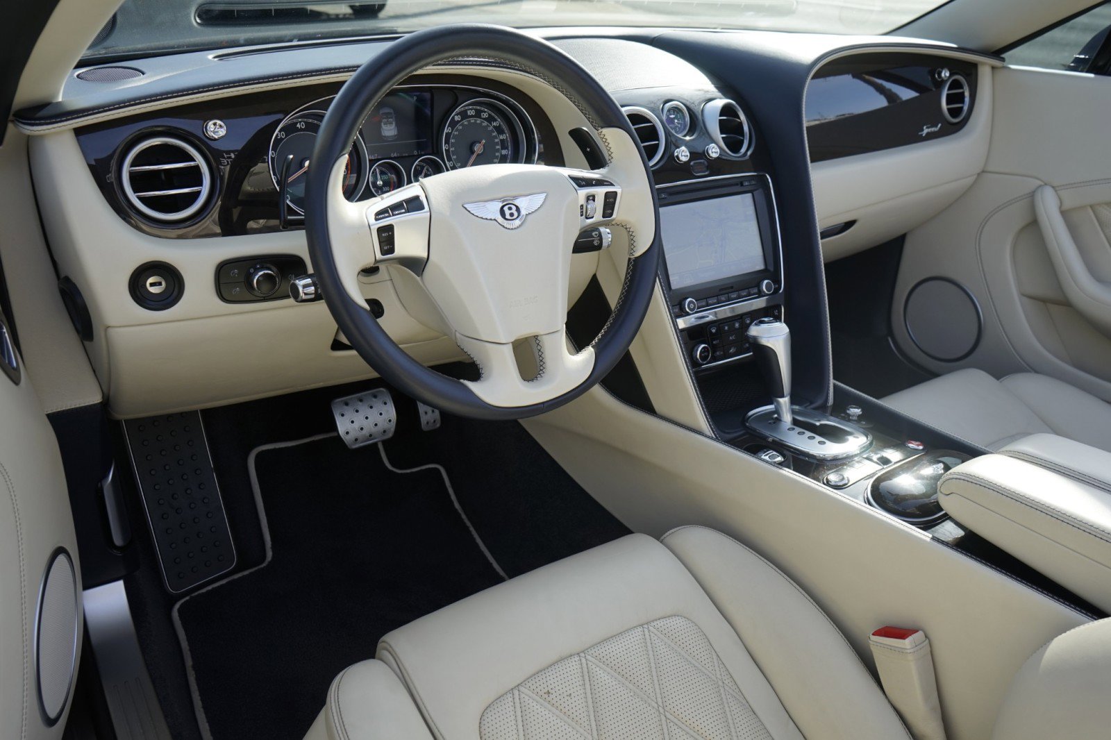 Used 2015 Bentley Continental GT Speed image 18