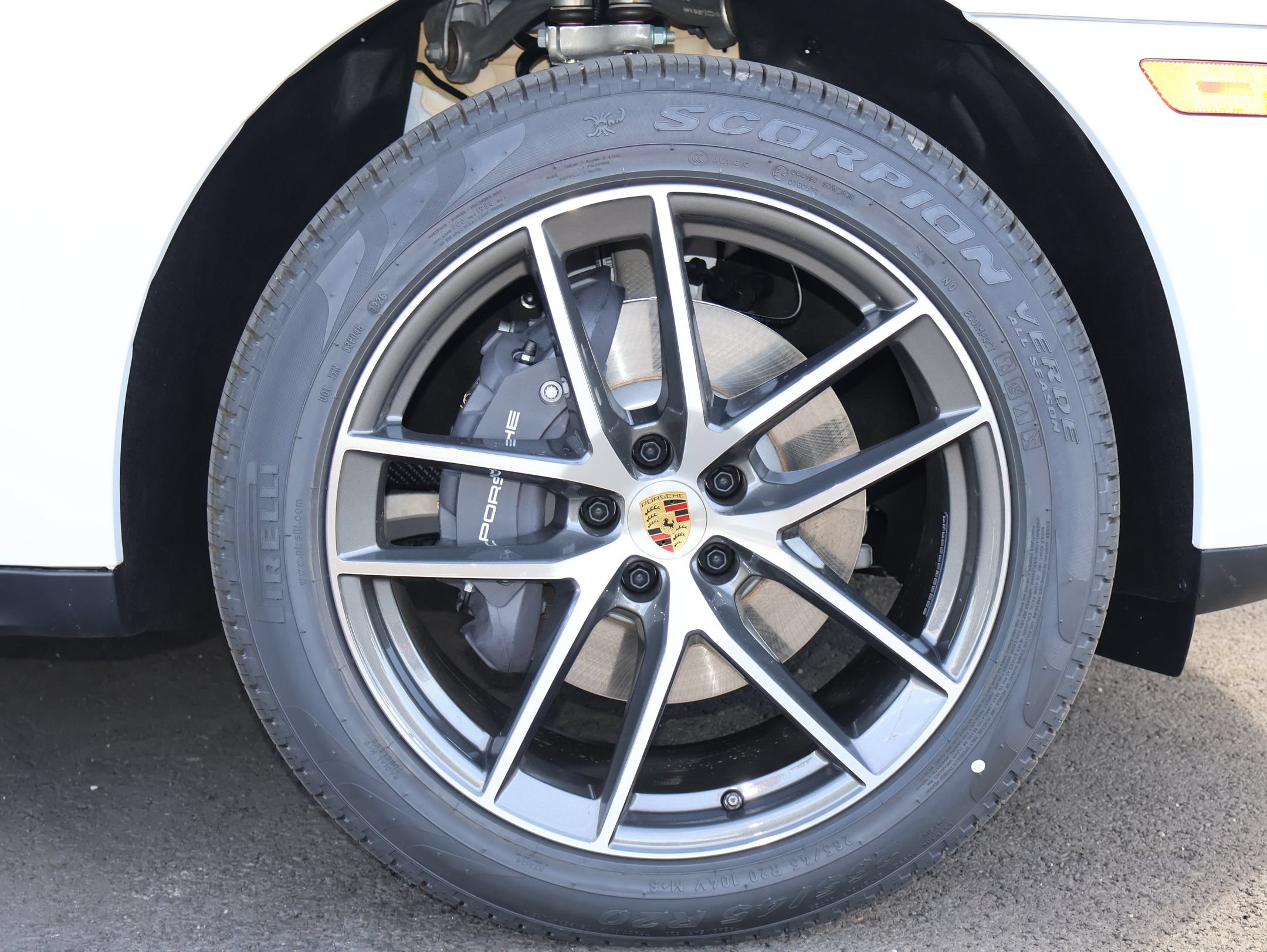 New 2026 Porsche Macan Turbo AWD/4WD image 28