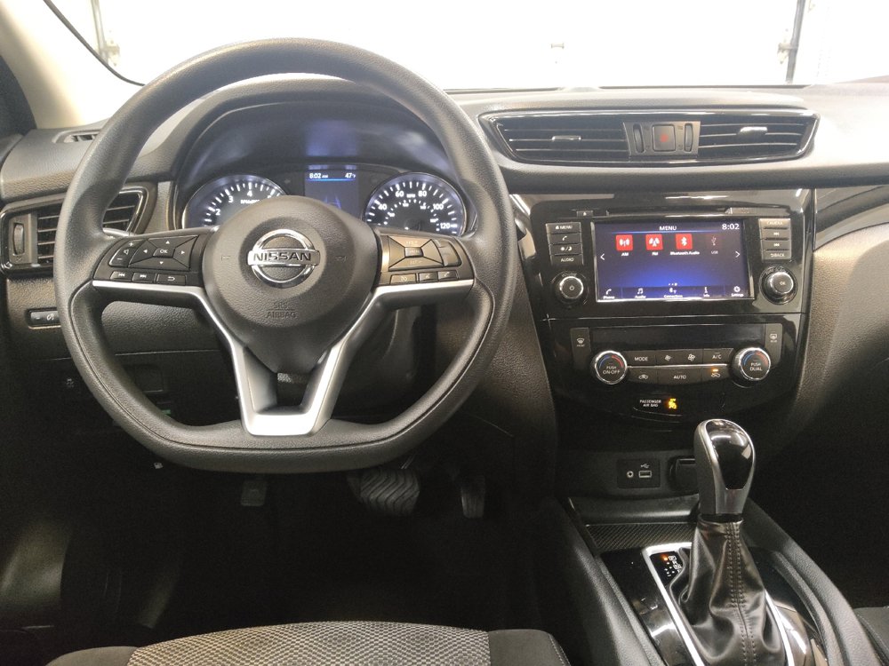 Used 2020 Nissan Rogue Sport SV image 22