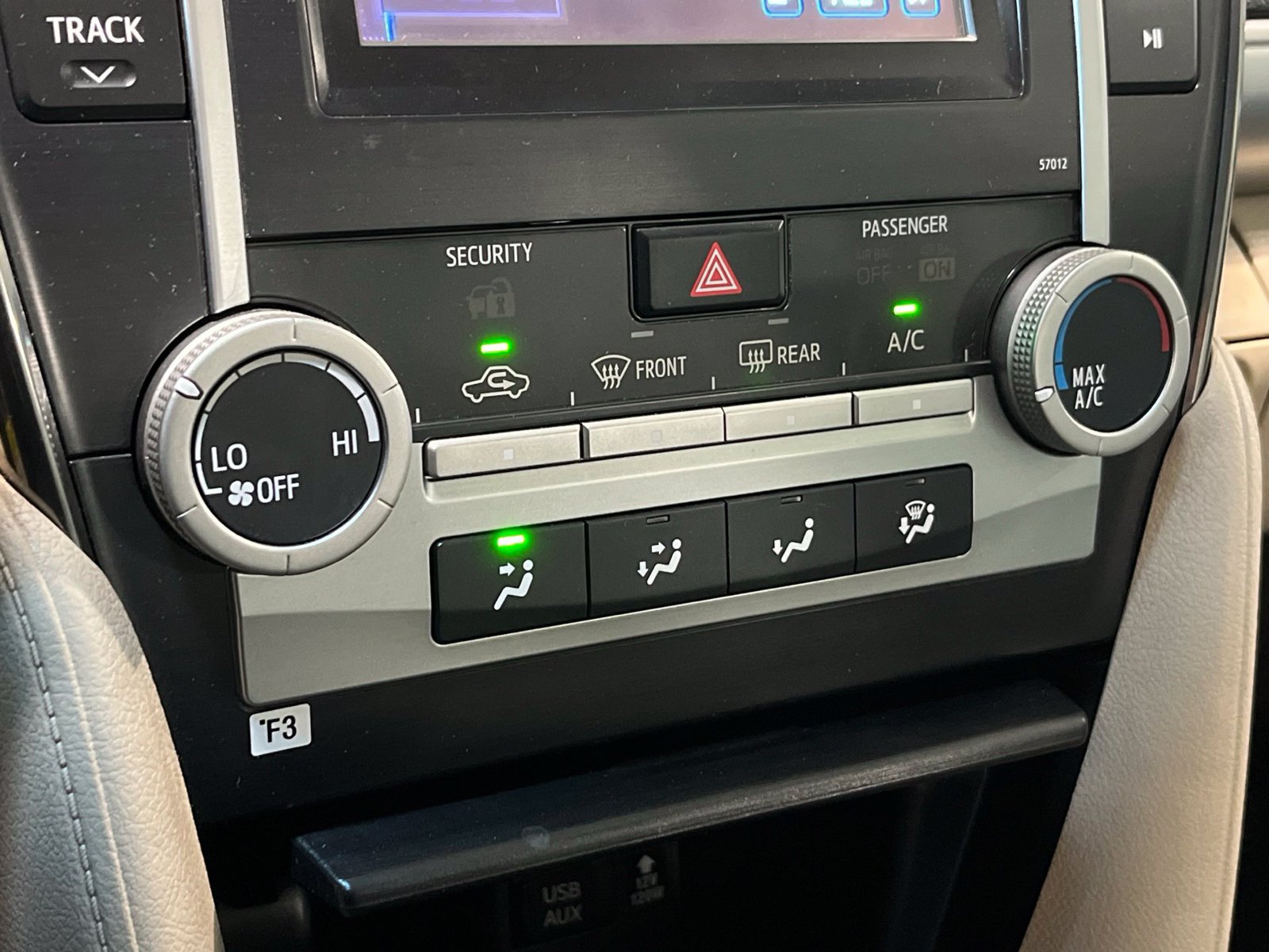 Used 2012 Toyota Camry LE FWD image 21