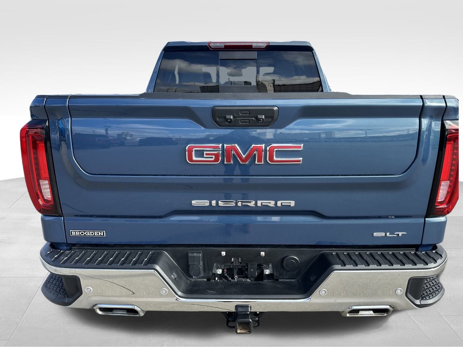Used 2024 GMC Sierra 1500 SLT w/ SLT Premium Plus Package image 20