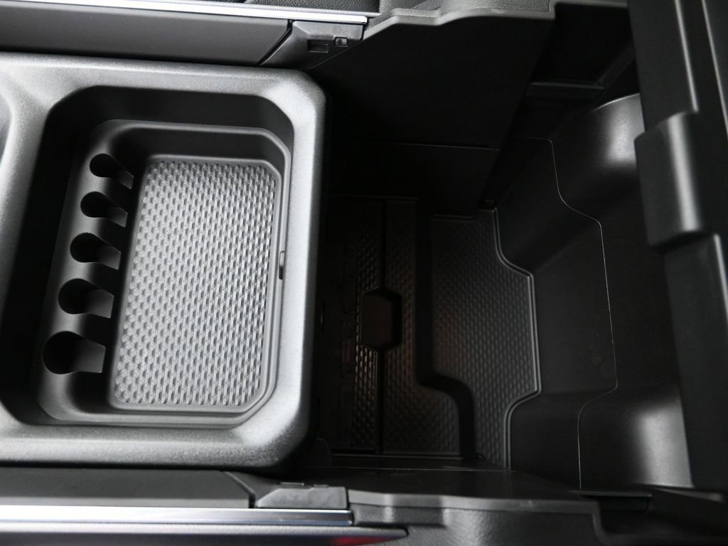 New 2026 RAM 1500 Laramie AWD/4WD image 21