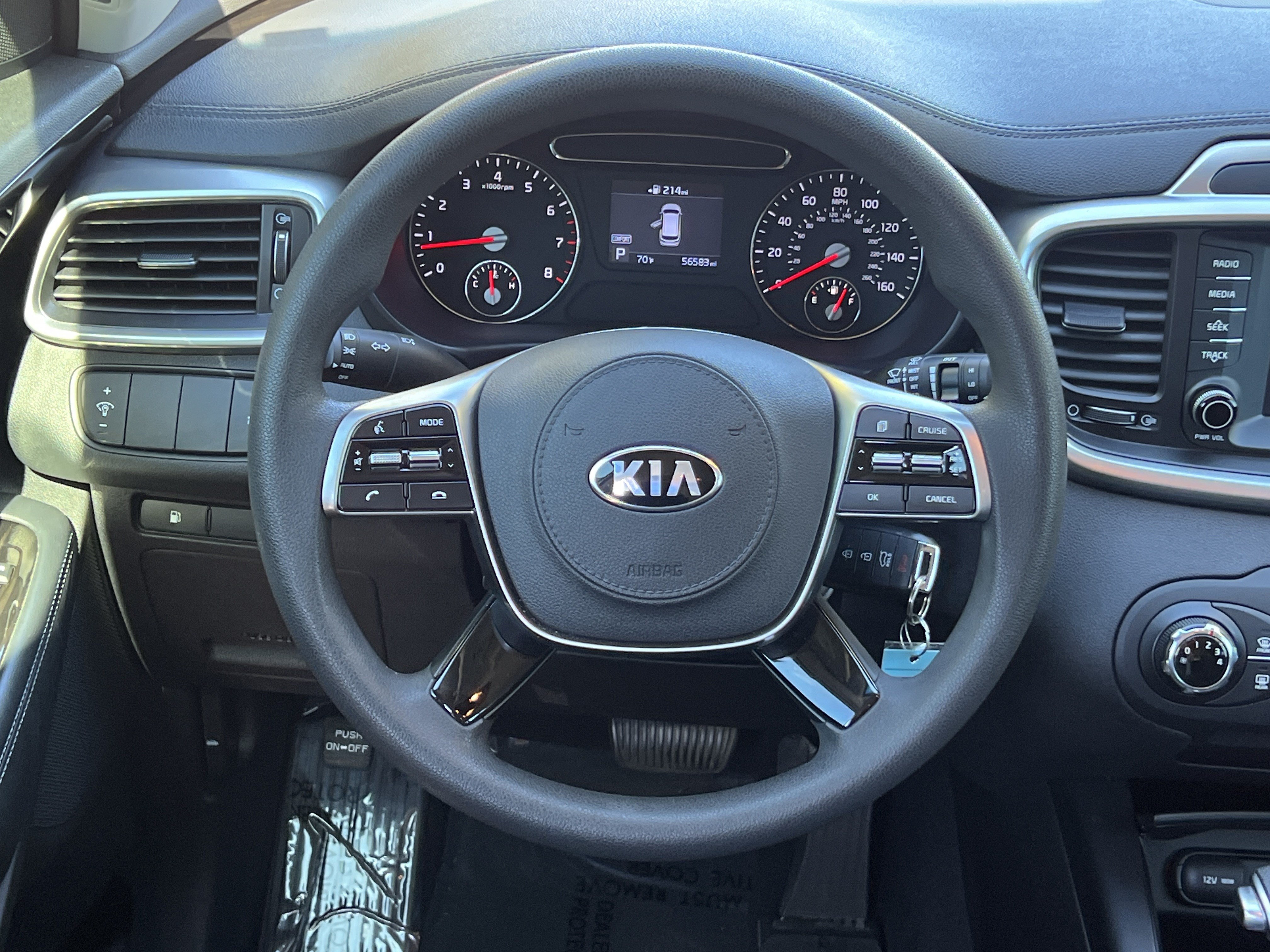 Used 2019 Kia Sorento L FWD image 25