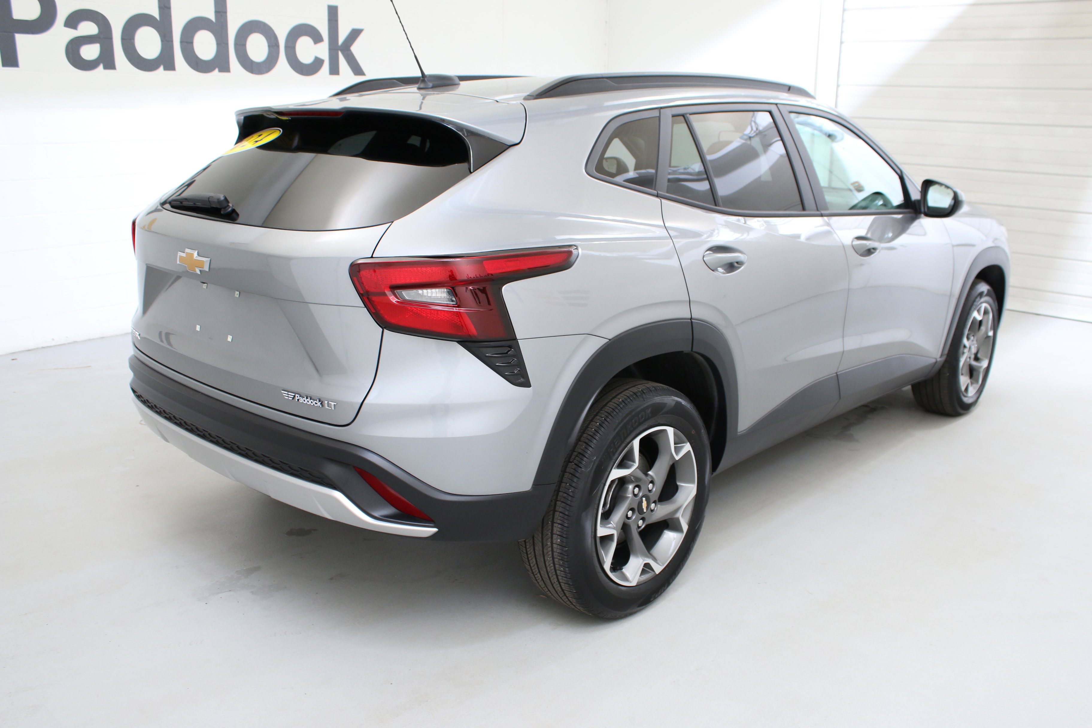 Used 2024 Chevrolet Trax LT w/ Driver Confidence Package image 10