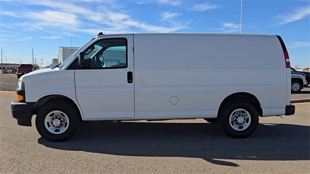 Used 2019 Chevrolet Express 2500 w/ Driver Convenience Package image 9