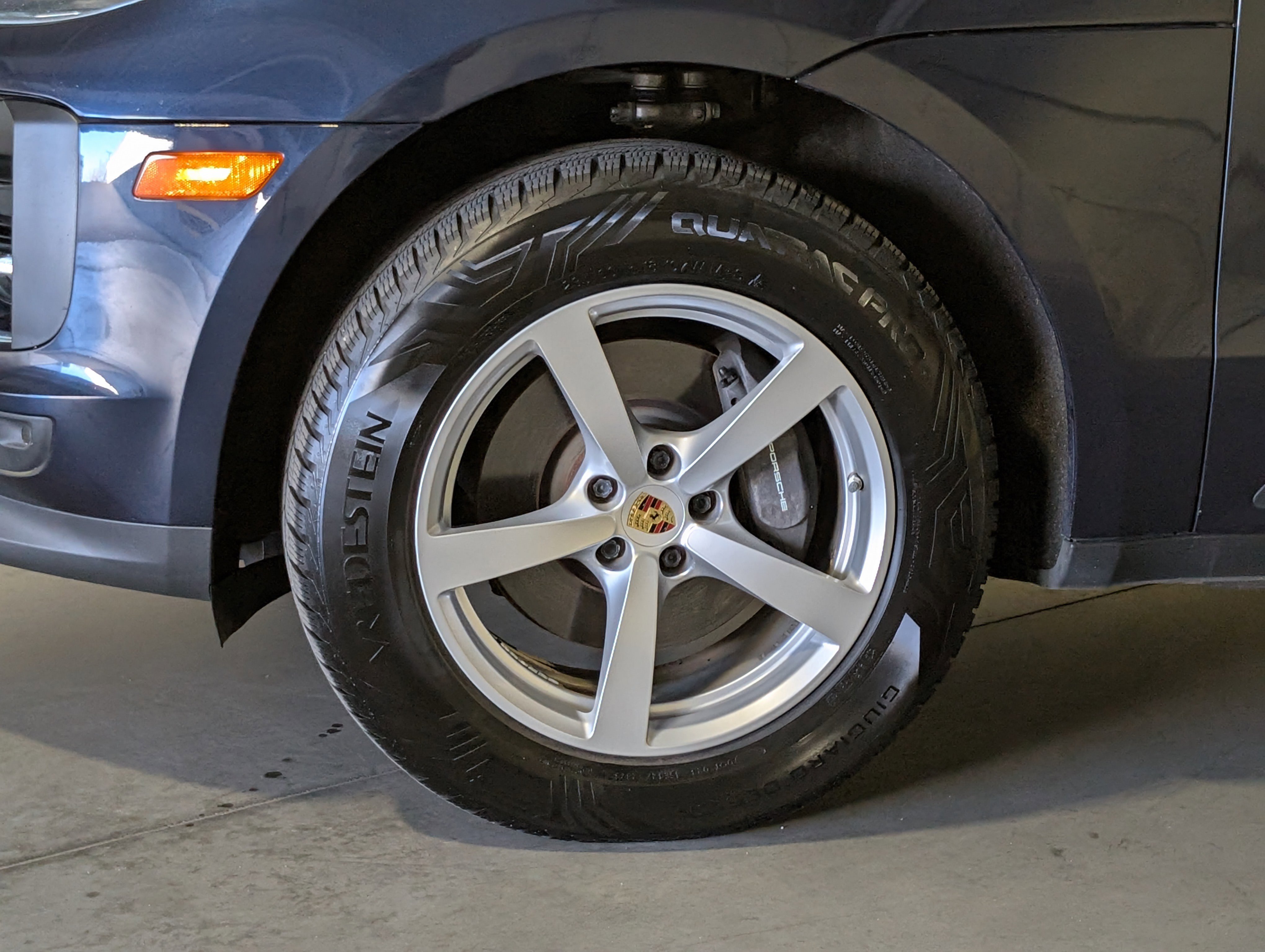 Used 2020 Porsche Macan image 15