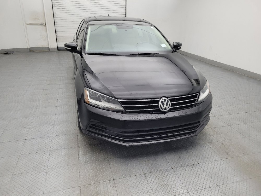 Used 2017 Volkswagen Jetta SE FWD image 14