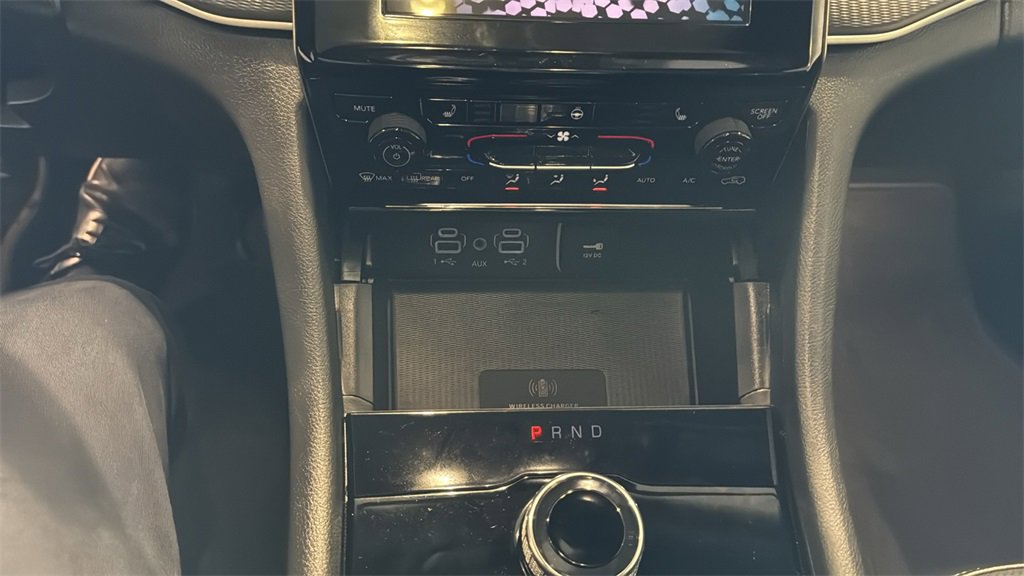 Used 2025 Jeep Grand Cherokee L Altitude image 27
