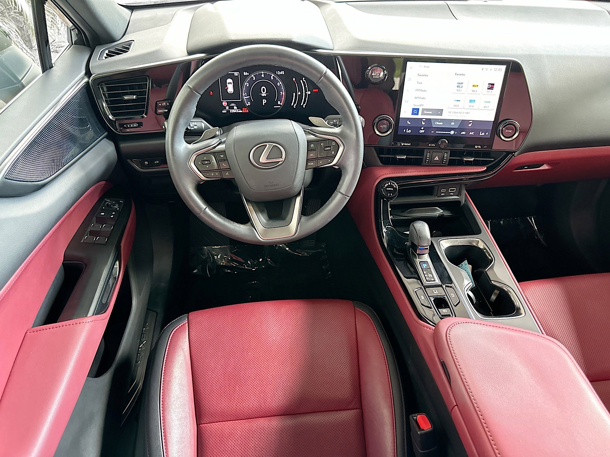 Used 2025 Lexus NX 250 FWD w/ Accessory Package (P2) image 21
