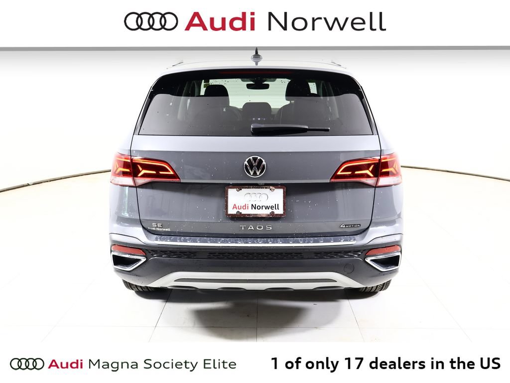 Used 2023 Volkswagen Taos SE AWD/4WD image 14