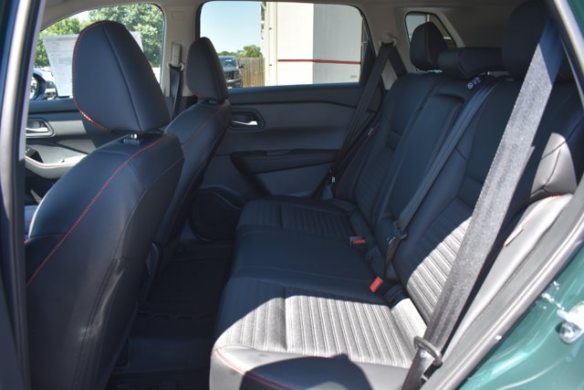 New 2026 Nissan Rogue SV AWD/4WD image 16