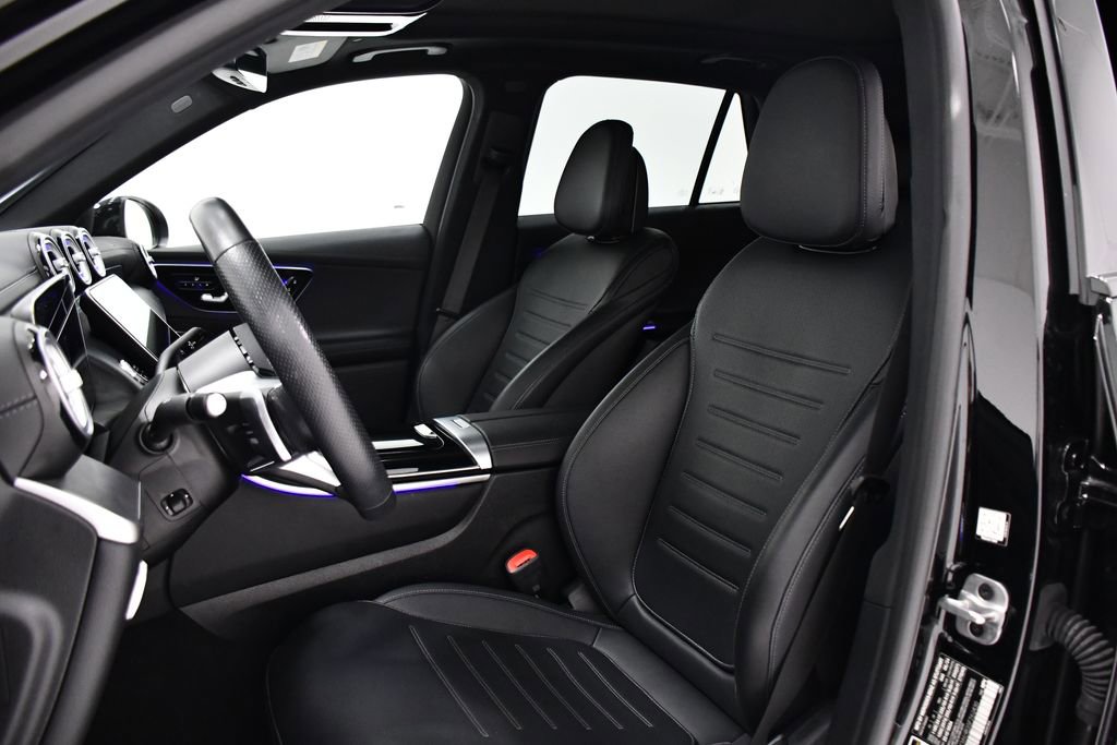 Certified 2025 Mercedes-Benz GLC 300 4MATIC image 19