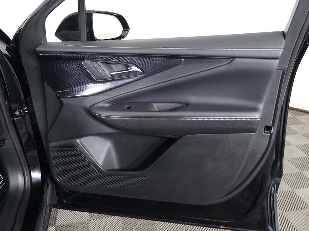 Used 2024 Chevrolet Blazer EV LT AWD/4WD image 27