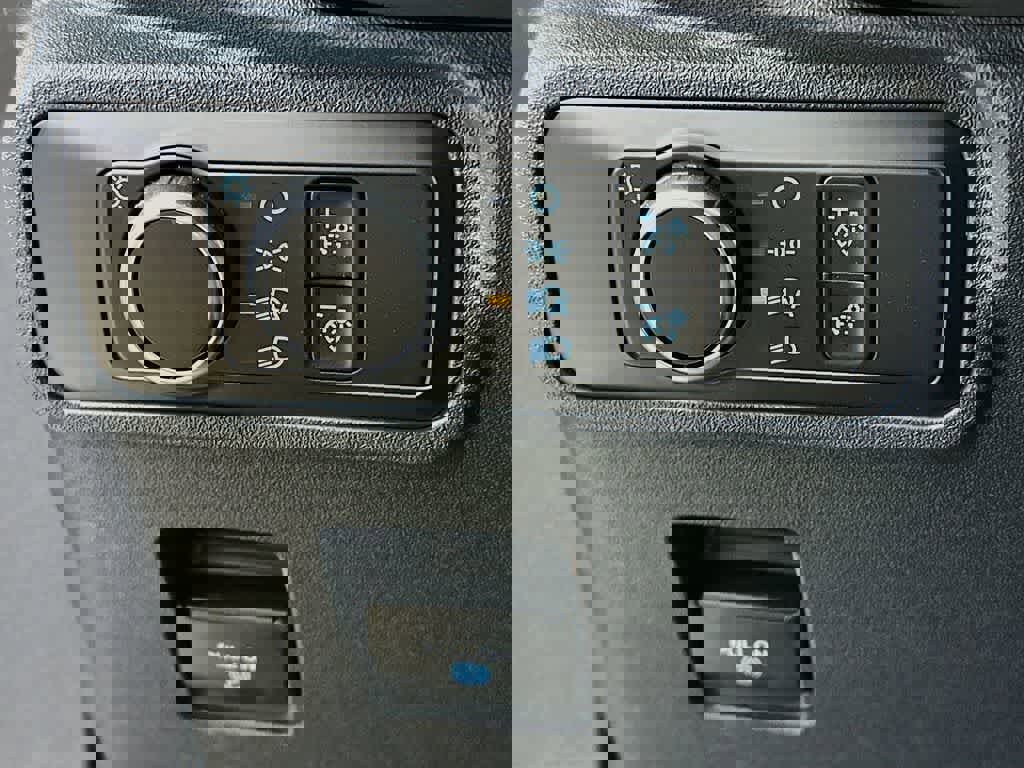 New 2025 Ford Bronco Big Bend AWD/4WD image 27