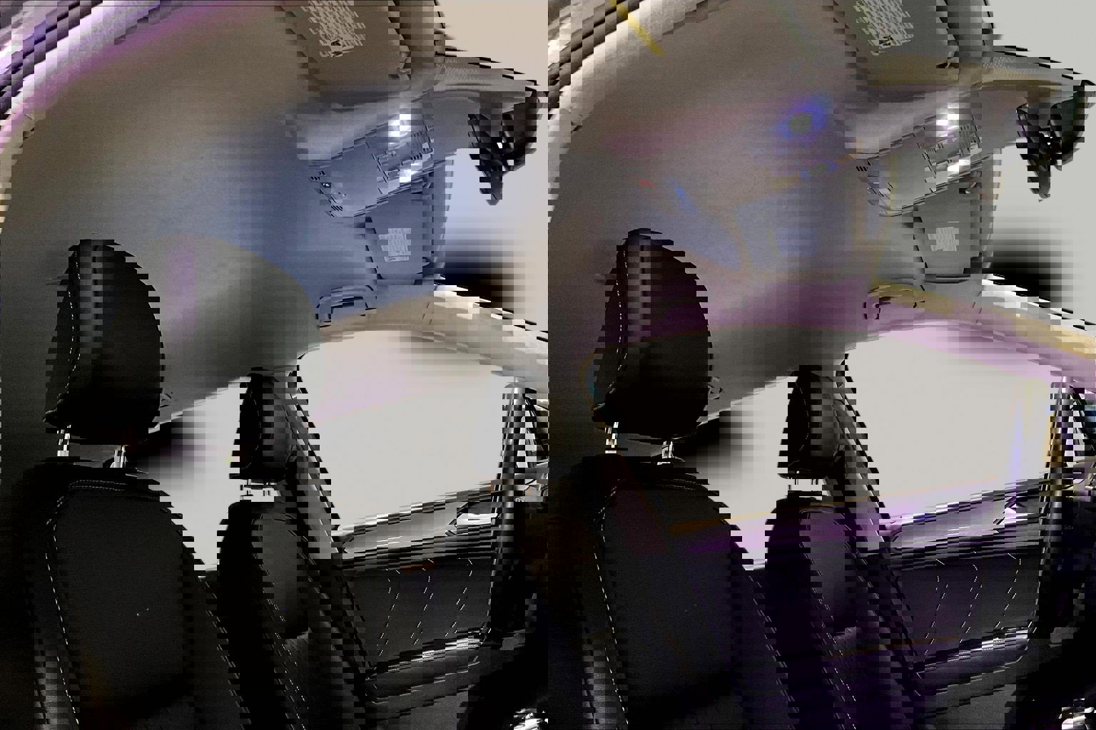 Used 2023 Volkswagen Tiguan SE image 26