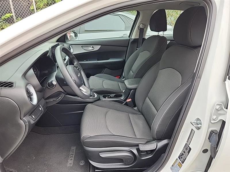 Used 2024 Kia Forte LXS image 10