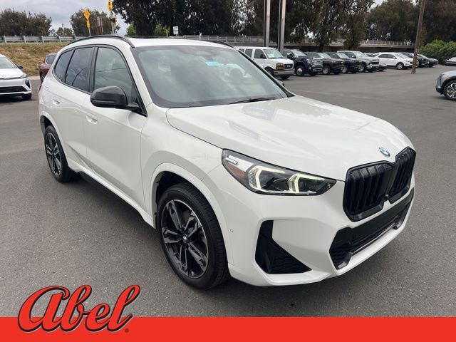 Used 2023 BMW X1 xDrive28i w/ Premium Package image 1