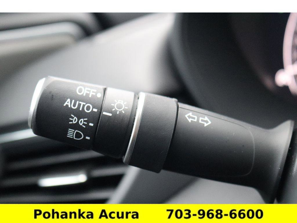 Certified 2025 Acura TLX w/ Technology Package image 13