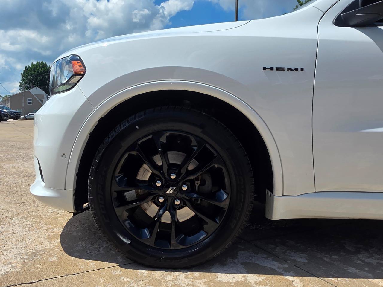 Used 2020 Dodge Durango R/T w/ Blacktop Package AWD/4WD image 32