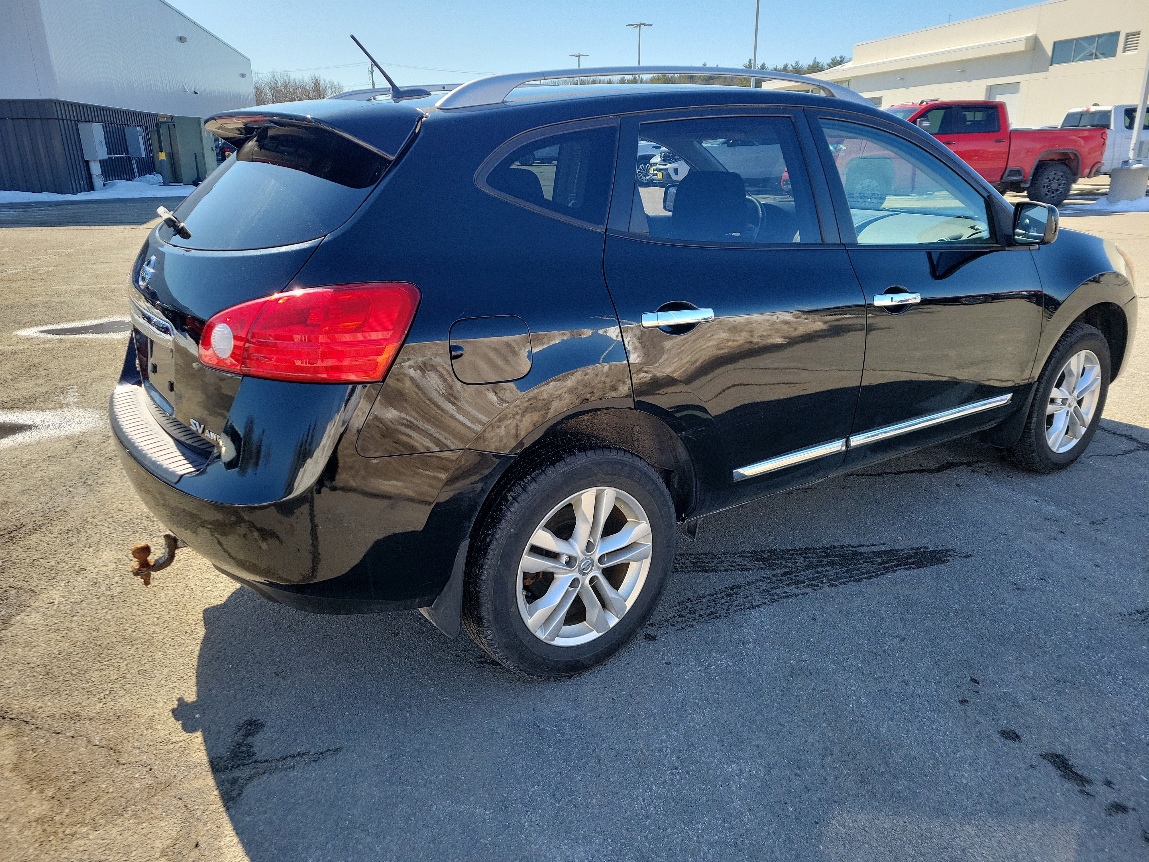 Used 2013 Nissan Rogue SV image 5