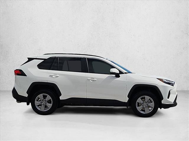 Used 2024 Toyota RAV4 XLE w/ Convenience Package FWD image 4