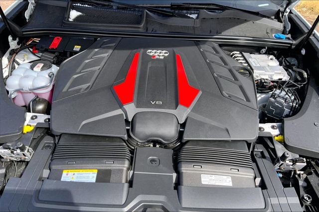 New 2026 Audi RS Q8 performance image 10