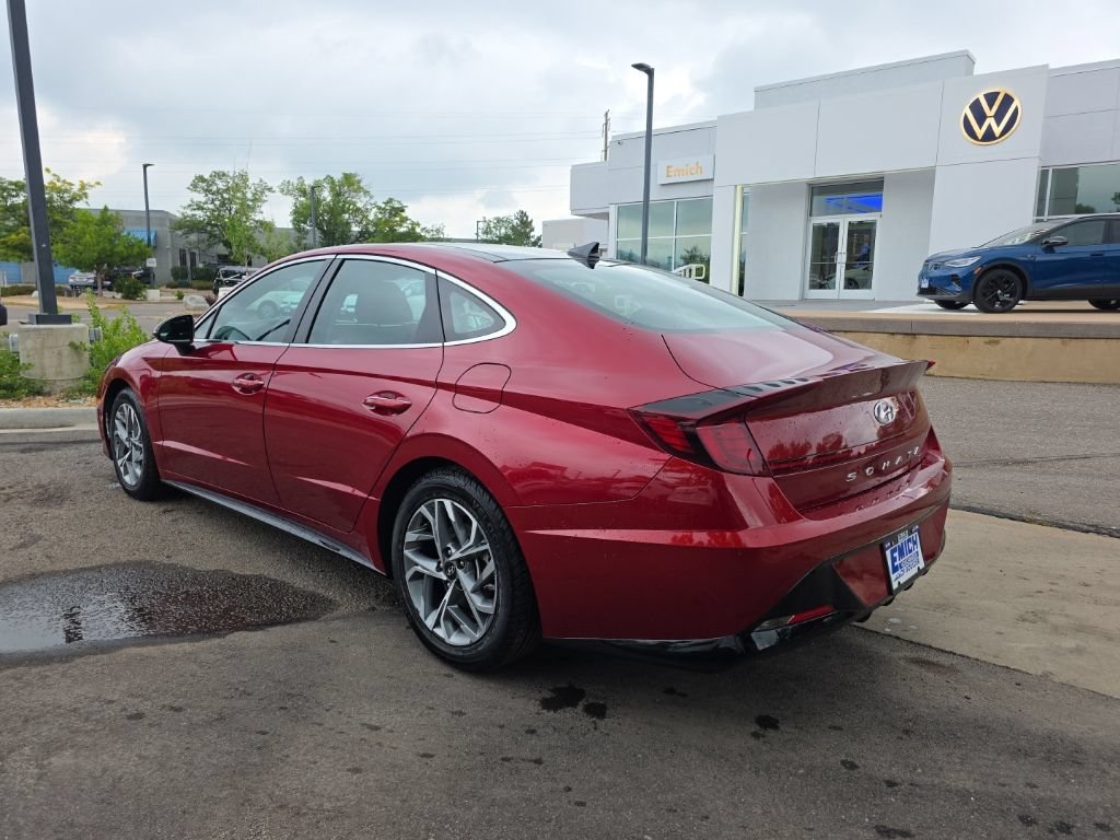 Used 2023 Hyundai Sonata SEL w/ Convenience Package FWD image 3