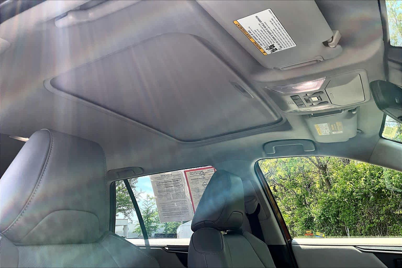 Certified 2022 Toyota RAV4 Limited image 27