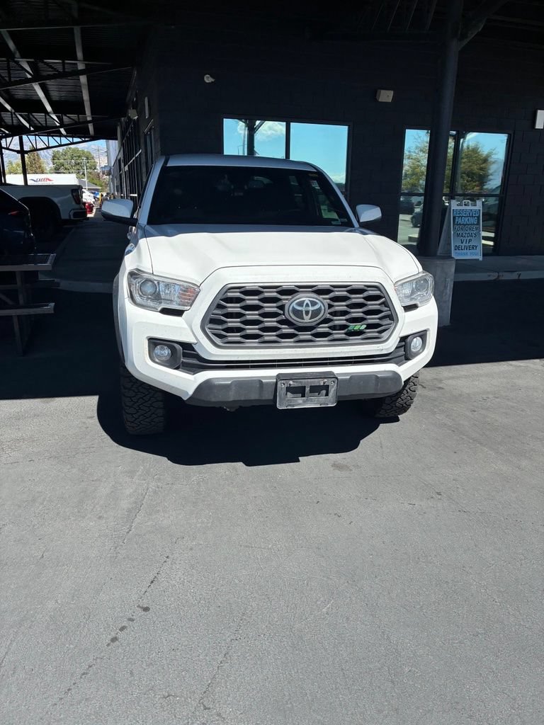 Used 2021 Toyota Tacoma TRD Off-Road w/ Blackout Package (TMS) AWD/4WD image 13