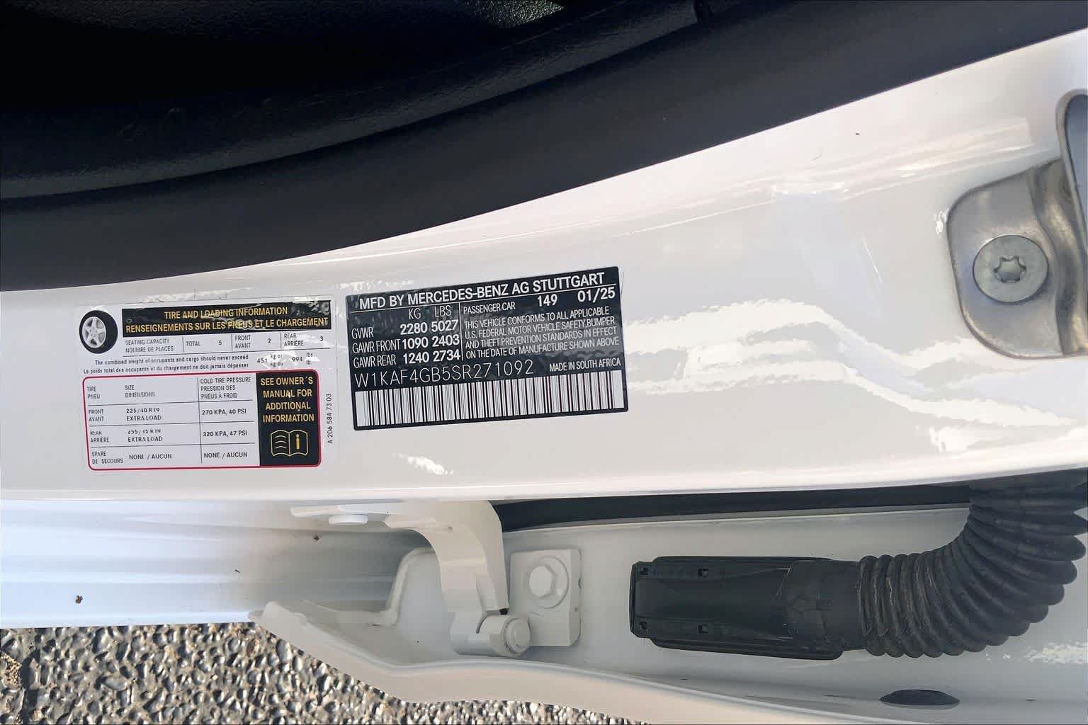 Used 2025 Mercedes-Benz C 300 Sedan image 37