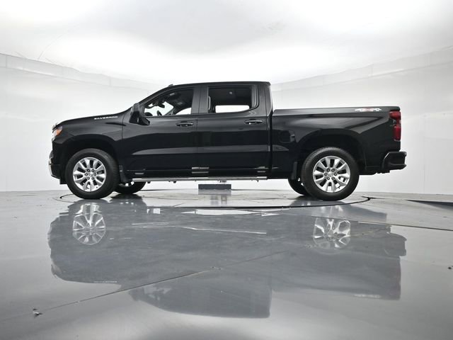 Used 2025 Chevrolet Silverado 1500 Custom image 35